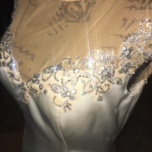 White Sherri hill - Picture 4 of 4